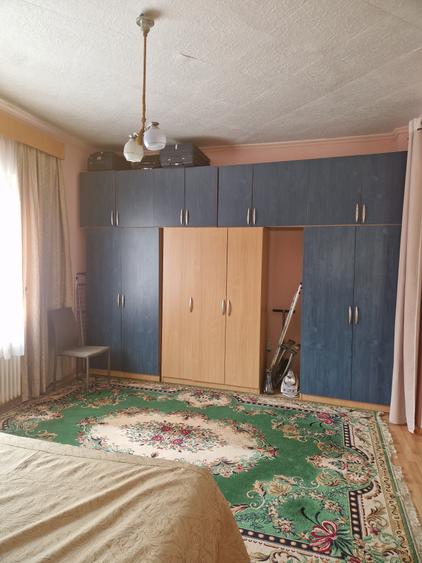 Casa vânzare zona str Lupeni