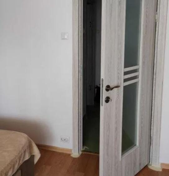 Garsoniera,Titan,Auchan,bl.reabilitat,MIXT,parter inalt/10,Amenajata,Libera