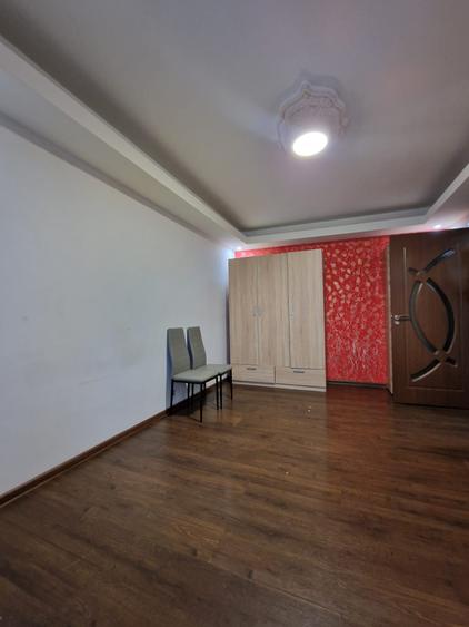 Chișinău- Delfinului - Apartament 2 camere - reabilitat termic - decomandat