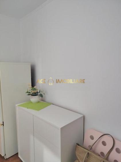 Garsoniera de vanzare | Basarabia | Metrou |Renovat | Bloc izolat 1982