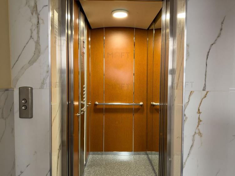CLADIRE VICTORIEI CU 28 DE APARTAMENTE LA CHEIE
