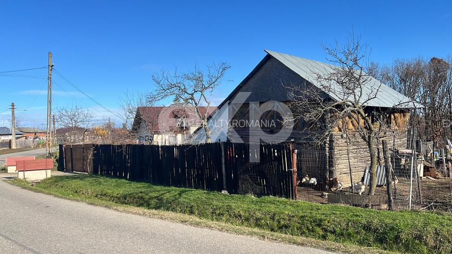Refugiu la țară: casă cu 2 camere și teren de aproape 4.000 mp, Cocu - 2