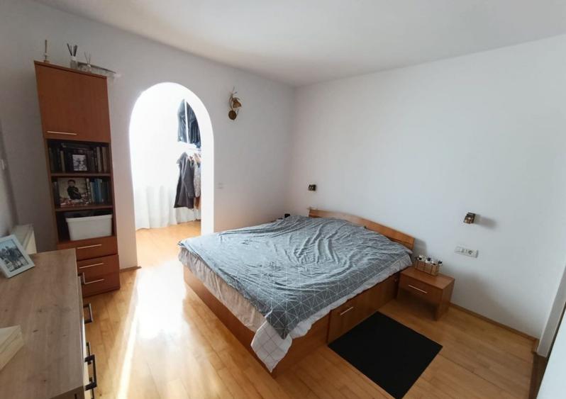 Apartament 3 camere I 105 mp I BLOC NOU I parcare CF I de vanzare I