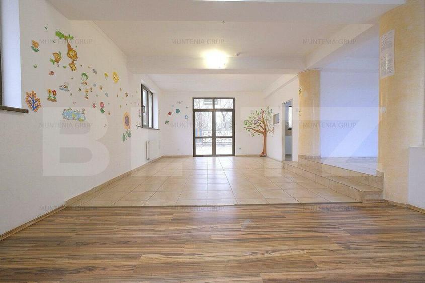Casă P + E + M parte din duplex, 226.78 mp, 571 mp teren, zona Snagov