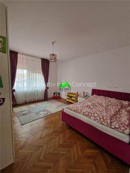 Casa de vanzare 6 camere Sibiu Sura Mica - 4
