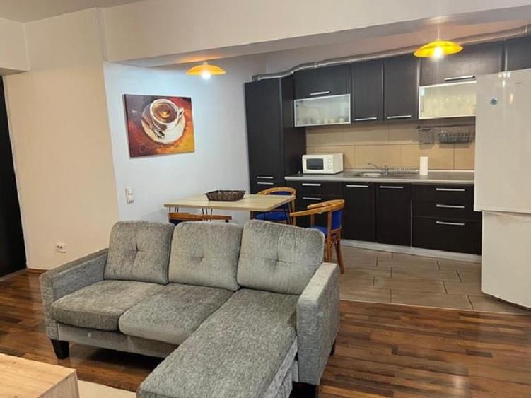 Vanzare apartament 2 camere modern bloc nou in Plopilor- zona Parcul Rozelor