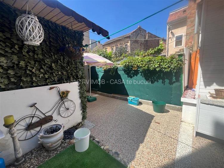 Lugoj, Parter De Vilă, Curte Proprie, 4 Cam., Pretabil Afacere + Locuinta,