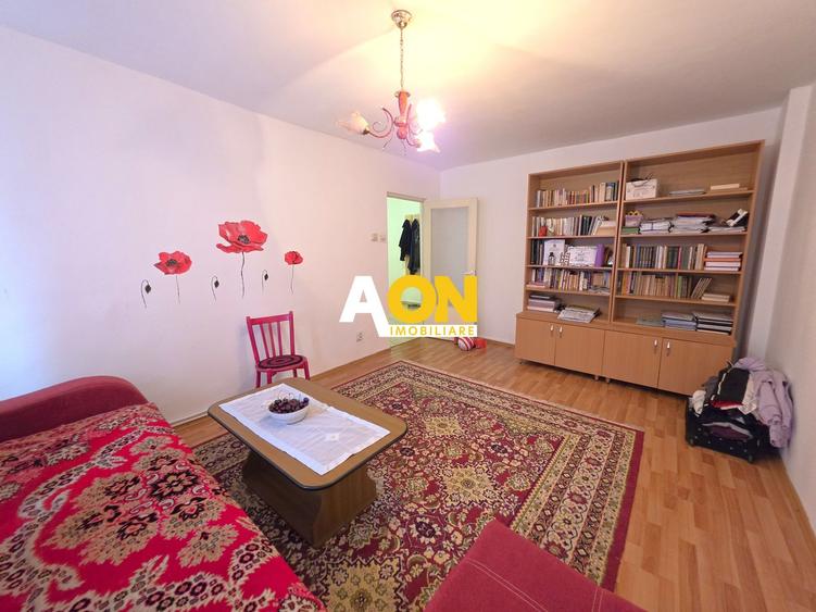 Apartament 3 camere decomandat, etaj 1, zona Tolstoi Cetate