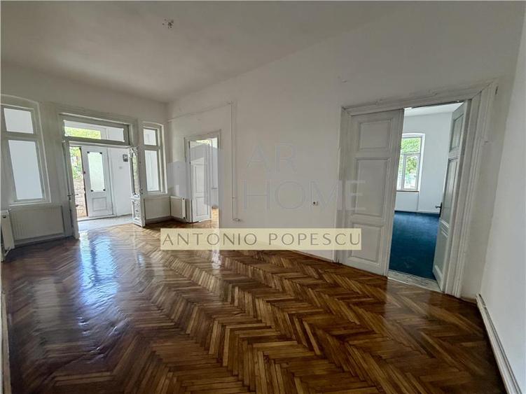 Inchiriere casa 4 camere plus dependinte in Ploiesti, zona ultracentrala