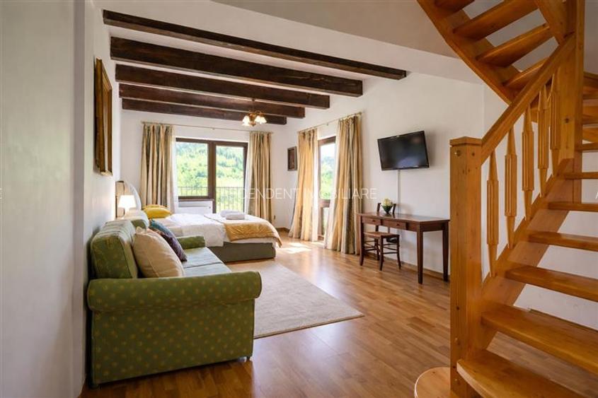 Pensiune:3 km de Castelul Bran, 2.900mp teren, aviz ISU, predare la cheie - 16