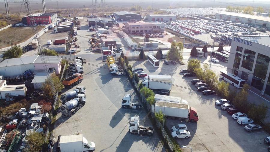Spațiu industrial cu teren generos de vanzare Autostrada A1-Ciorogarla