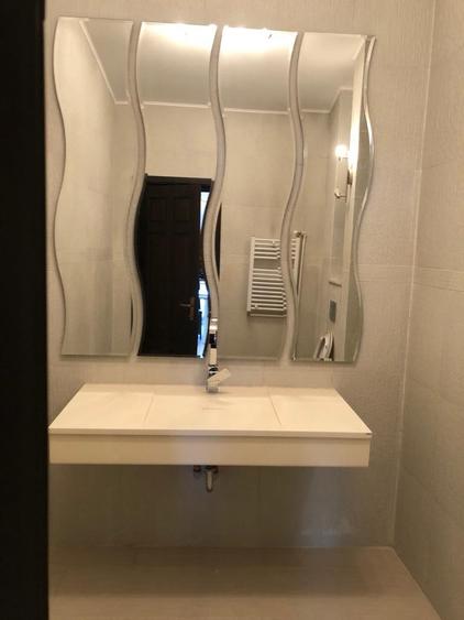 Apartament/Birou 3 camere, Tg. Cucu - Centru, Bloc Italo-Romena