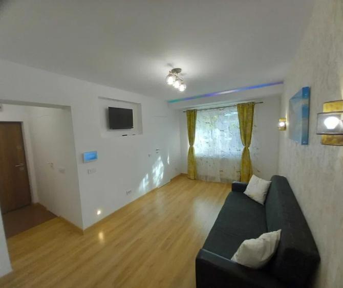 Apartament 1 camera, decomandat, zona Gara