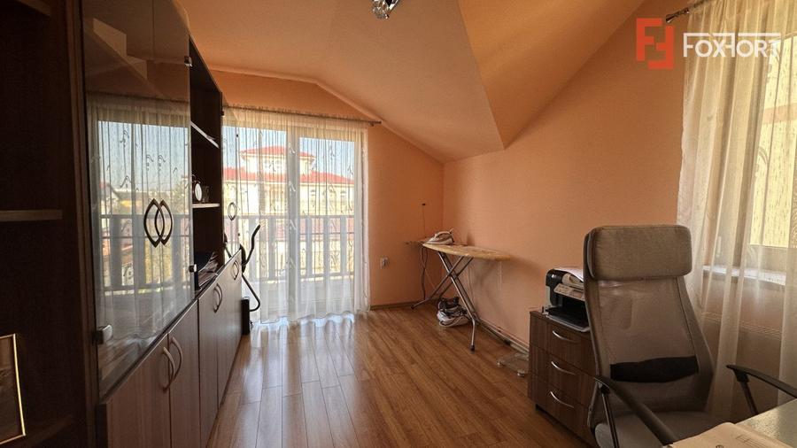 Duplex 4 camere, 126 mp, si teren de 300 mp in Giroc