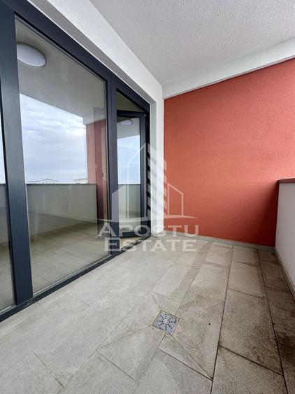 Apartament cu 3 camere, 2 balcoane, pod propriu in Giroc