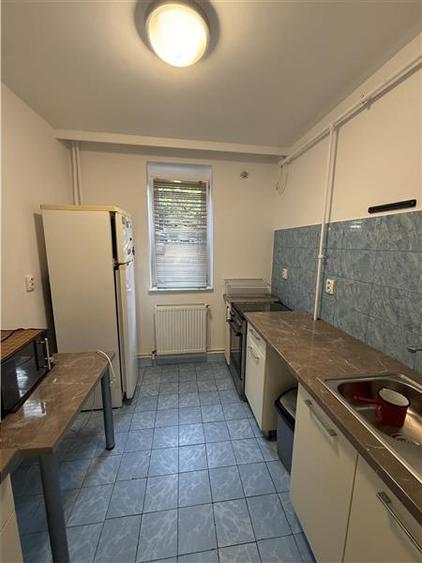 Apartament De Inchiriat 3 Camere, Semidecomandat, Zona Tomis 2
