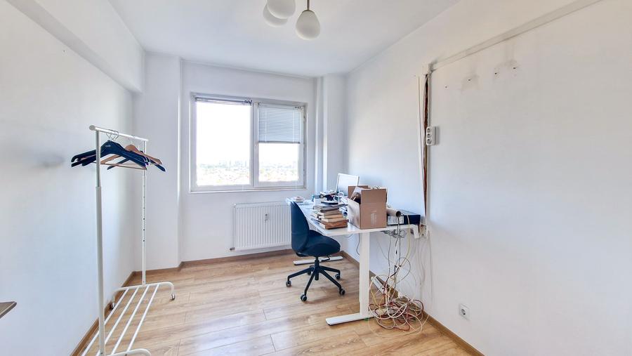 Apartament 3 camere decomandat, bucatarie mobilata si utilata, 79mp