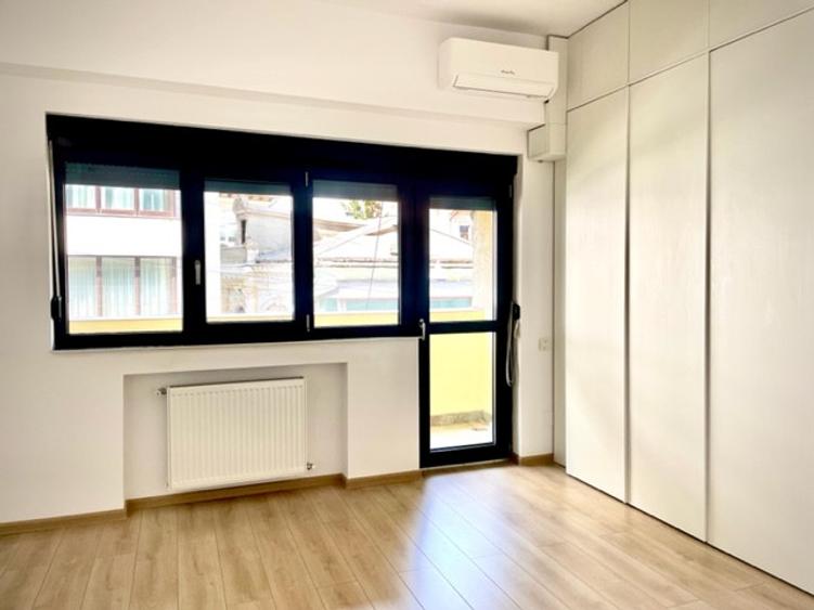 Inchiriere spatiu birou 4 camere Piata Romana
