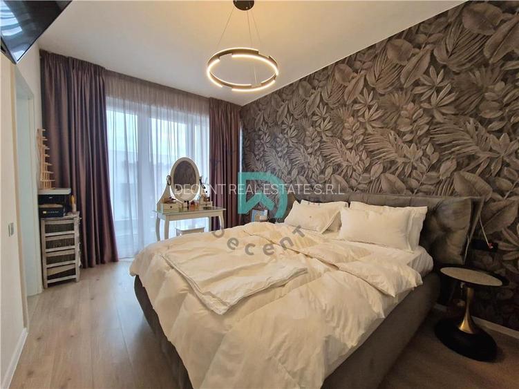 Penthouse, Qualis 2, Tractorul - 4