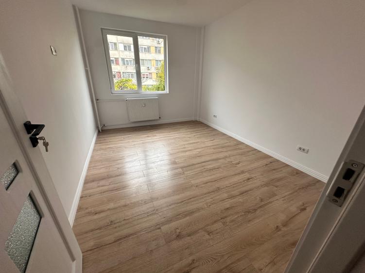 Lacul Tei. 3 camere renovat complet