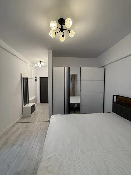 Apartament cu 1 camera open-space, etaj 2/12, zona Tatarasi
