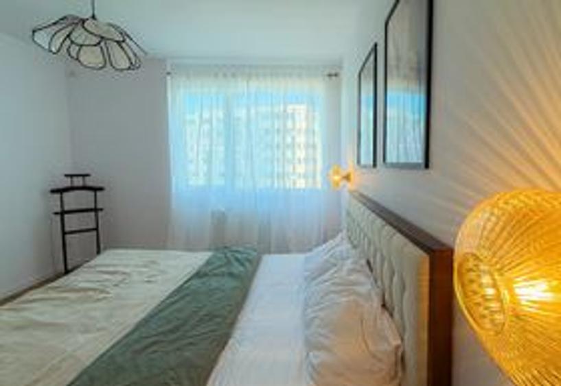 Iancului,Metrou ,bl.reabilitat,AMENAJAT,geam la baie, AC,TOTUL NOU, balcon,LIBER