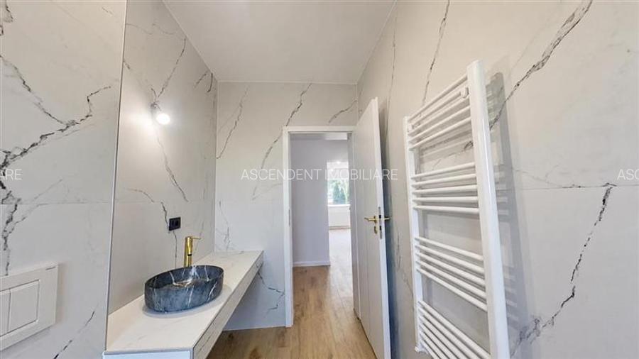 Garsoniera tip studio complet renovata cu curte proprie si loc de parcare - 11