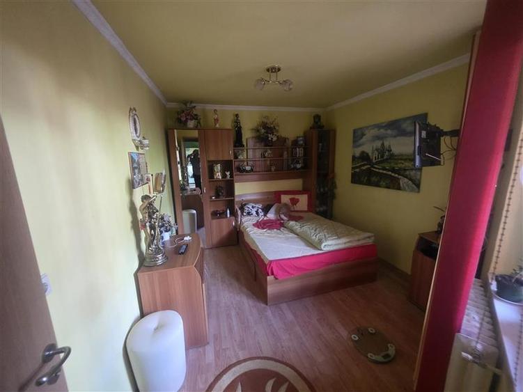 Casa de vanzare 6 camere, 2 bai,garaj, 7 Noiembrie, Targu Mures