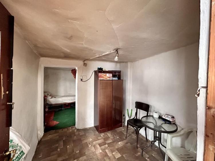 Casa 2 camere, WC exterior, separatie de gaze, Democratiei, Ploiesti