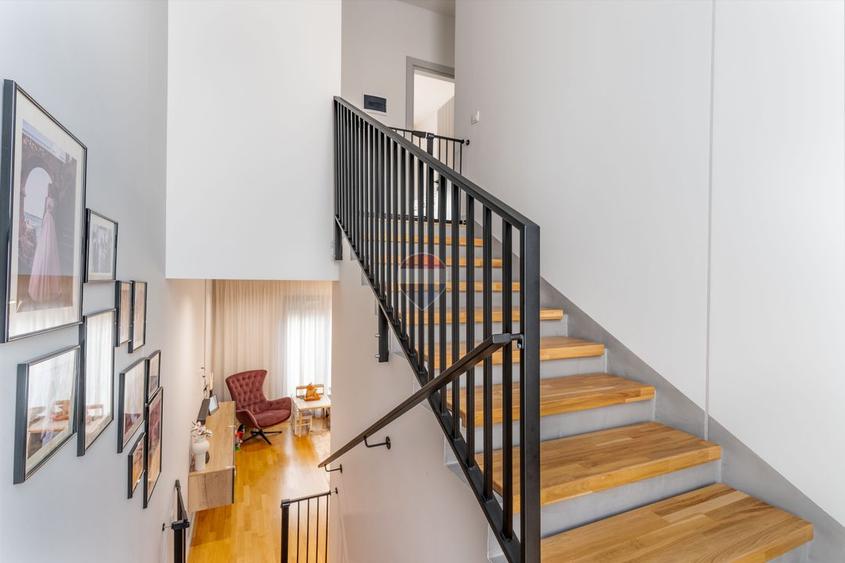 Duplex 4 camere, superfinisat, terasa, zona linistita in Someseni