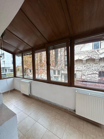 2/3 camere doar pentru birou/firma et 1 vila, zona Kiseleff-Arcul de Triumf