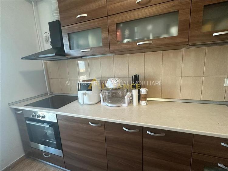 Garsoniera  | Metrou Titan - Complex Rasarit de Soare | Mobilata si utilata - 8
