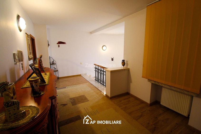Unirii - Casa Zona Romcab -  400mp - 1259 mp teren - Garaj dublu - piscina - 26
