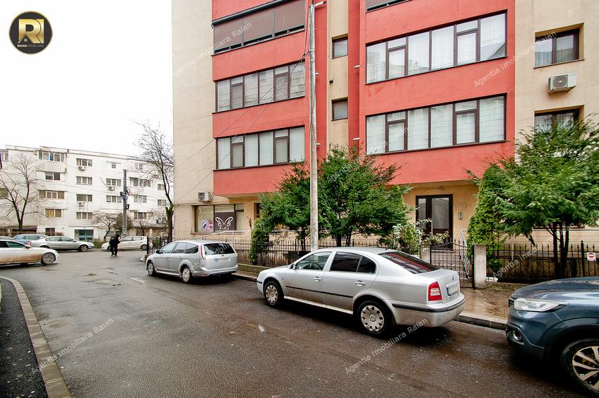Vanzare spatiu profesional versatil in Galati, Sid-Vest, parter, sup.43 mp