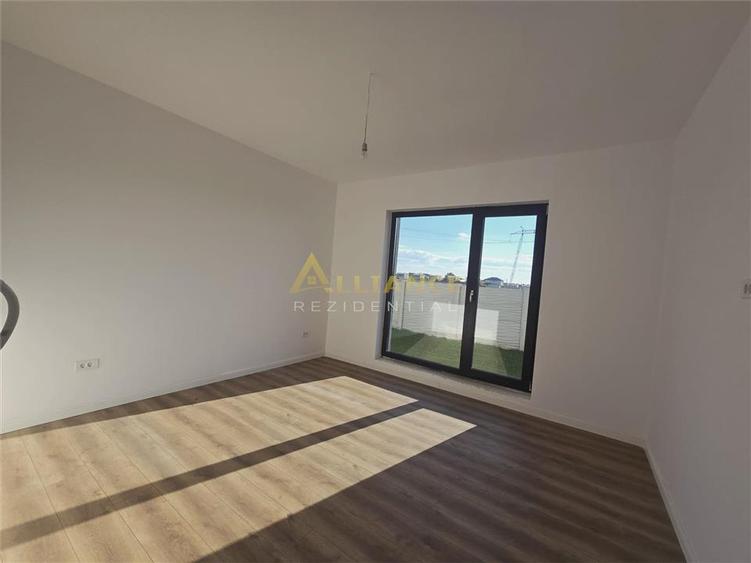 Casa parter - 4 camere - 2 bai - incalzire pardoseal?- 508 mp teren