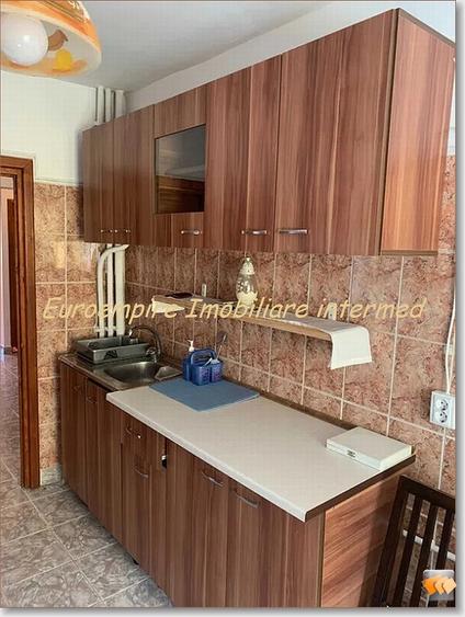 Apartament 3 camere decomandate zona Dacia
