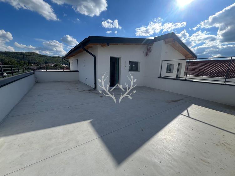 Cvadruplex premium in zona Stadionului Floresti, 140 mp utili