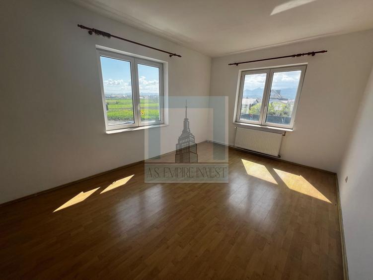 HALA 550 MP + birouri 110 mp+80 mp vestiare - zona Bartolomeu