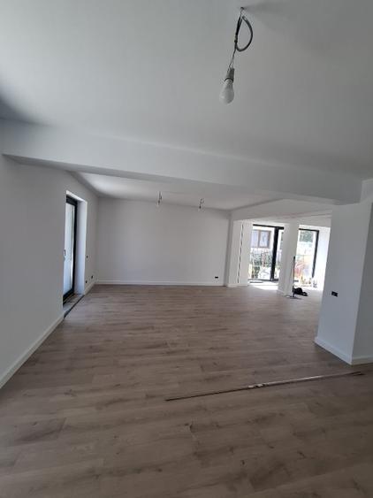 Proprietar inchiriez vila noua,teren 342 mp,prima inchiriere,P+1+pod,5 camere