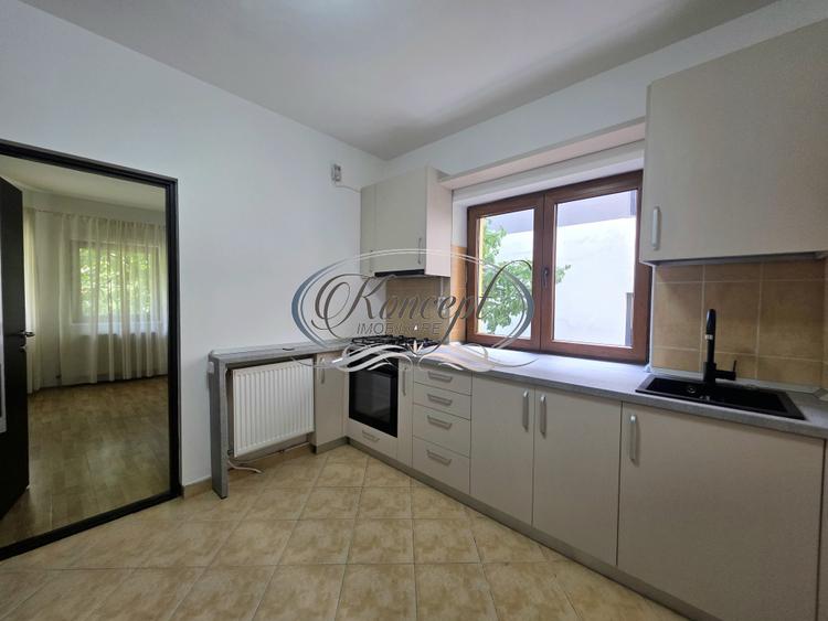 Apartament in vila cu parcare si garaj