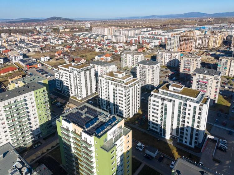 Coresi-Penthouse 3 camere | 2 locuri de parcare subteran  | 203mp - 32