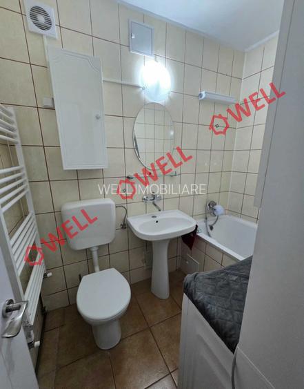 Garsonieră de vânzare în Sfântu Gheorghe, pe strada Oltului, situată la etajul 1 - 2