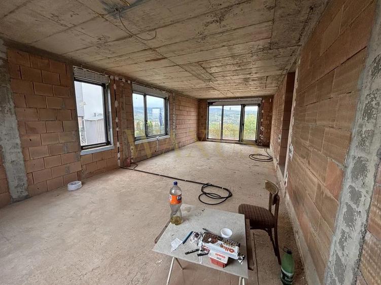 Duplex in Borhanci - SU 130MP I ST 240MP - Posibilitate de Mansardare