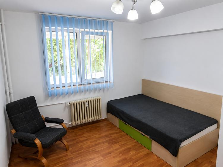 Apartament 3 camere | Crângași | Decomandat | Aproape de Metrou
