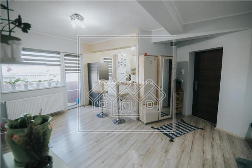 Ap. cu 3 camere,  2 balcoane si gradina - Zona Turnisor - 14