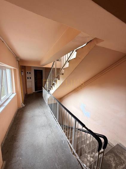 1 camera| Gh. Ranetti-Liviu Rebreanu| centrala proprie| etaj 3| balcon deschis|