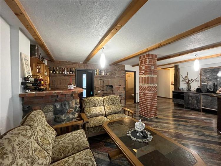 Lugoj, Ap. 4 Cam. 115 Mp., Stil Rustic-Modern