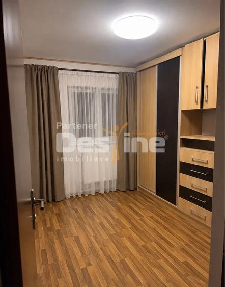 Apartament de vanzare mobilat si utilat