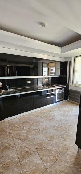 Inchiriere 4 camere lux - Central Park
