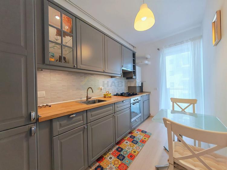 Acasă în Triama Residence: Garsonieră Modernă și Spațioasă